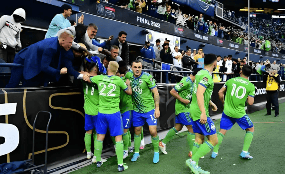 od体育亚洲官网-西雅图海湾者备战世俱杯半决赛,曼联状态成关键的简单介绍