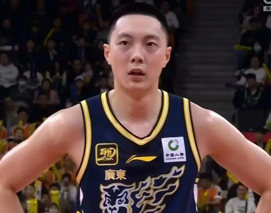 od体育登录入口-包含广州队憾负北京首钢,无缘季后赛的词条