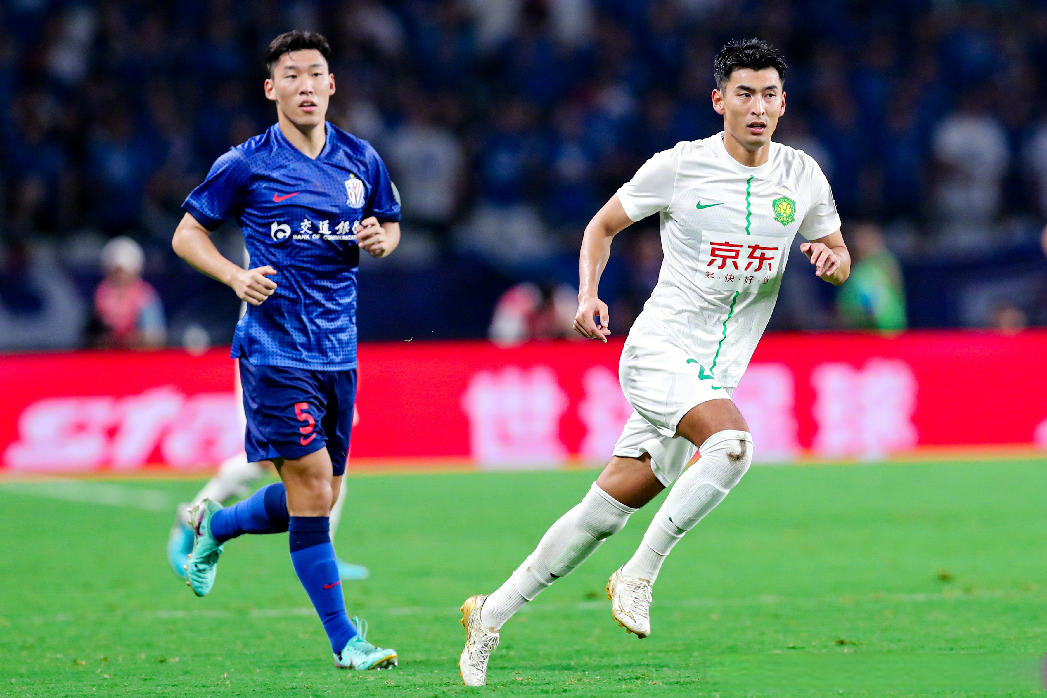 od体育链接-关于上海申花客场不敌河南嵩山龙，排名下滑的信息