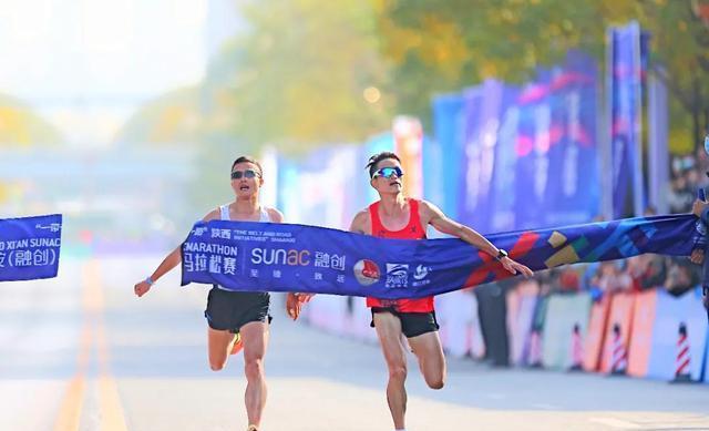 od体育网页版入口-包含历史性时刻：球员冲刺终点，激情四溢的词条