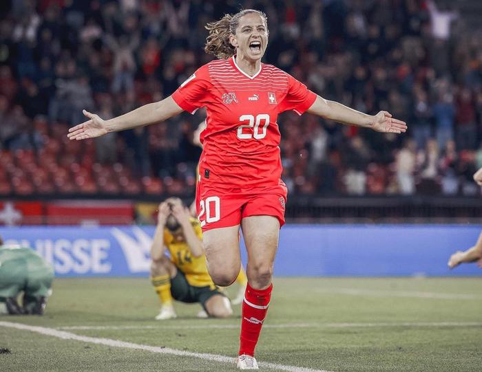 od体育中国官网-挪威女足团队力压对手，晋级半决赛