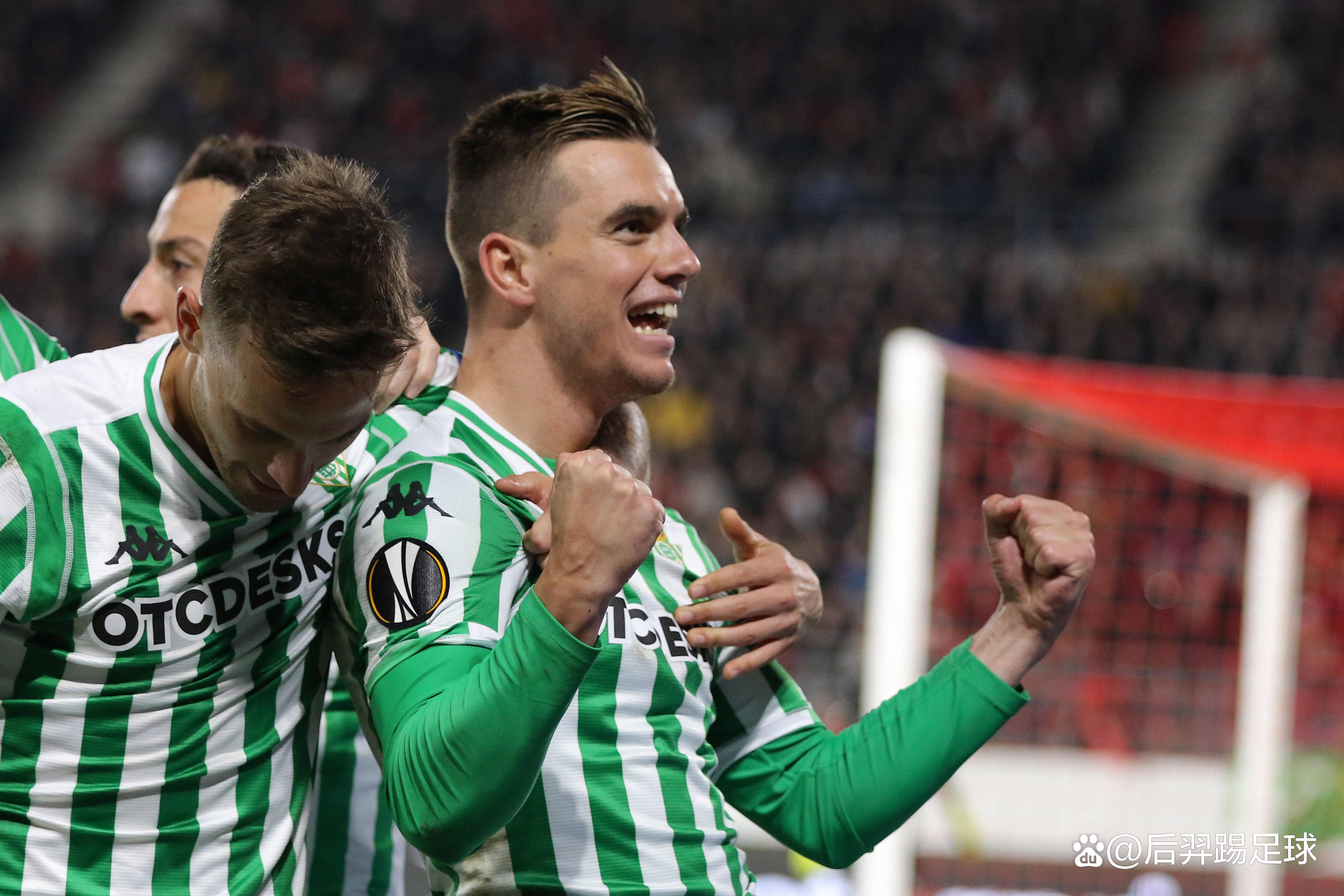 里昂主帅赞扬年轻球员，期待他们未来发展的简单介绍