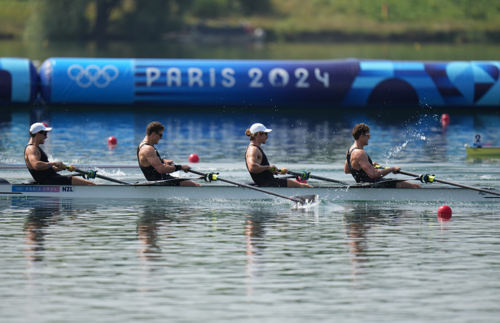 od体育链接-奥地利选手在划船比赛中勇夺金牌